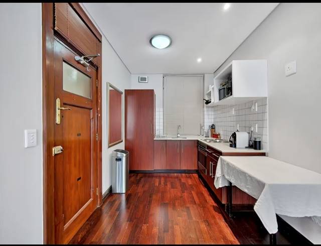 1 BEDROOM APARTMENT TO LET IN CAPE TOWN CITY CENTRE